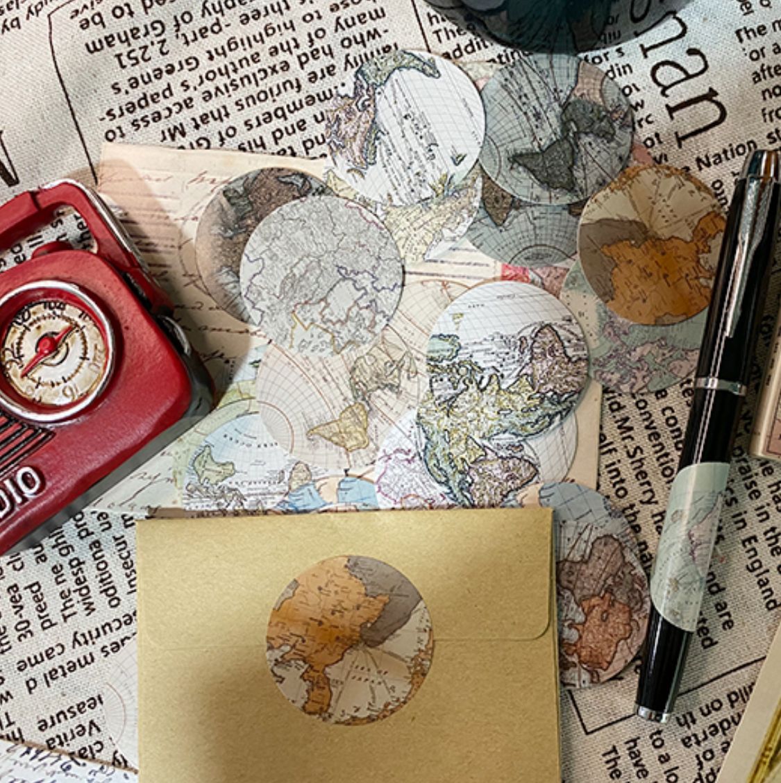 Cajita de 46 Stickers "Mapa Mundi”