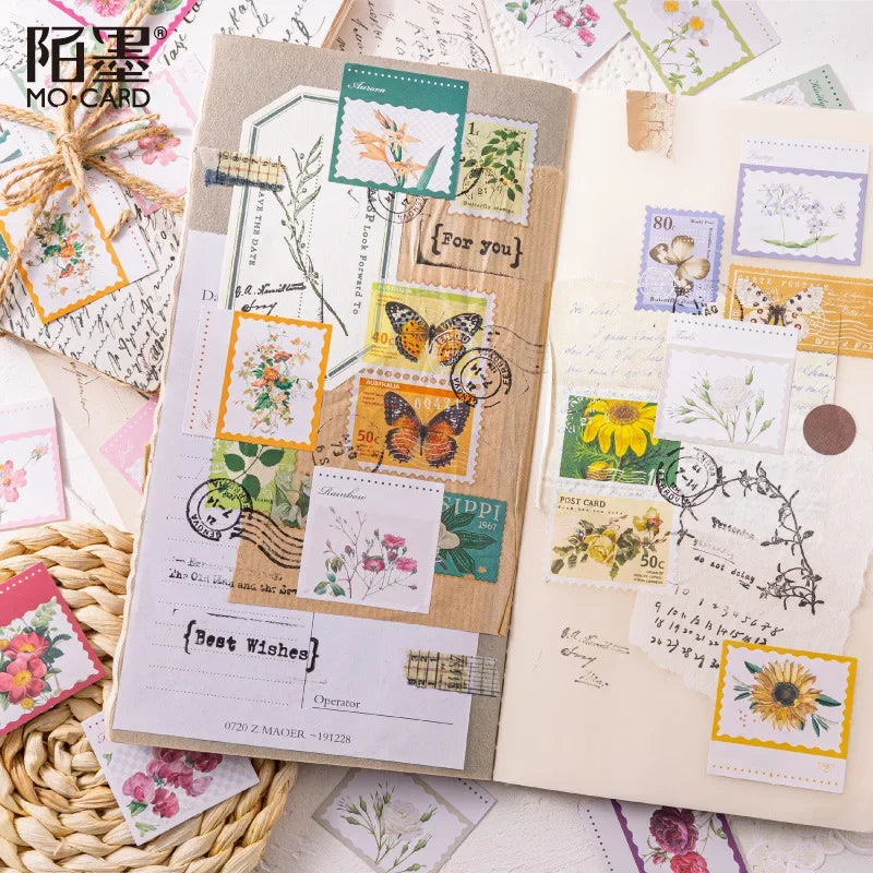 Cajita de 46 Stickers "Postales Florales”